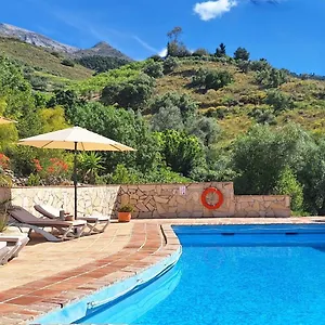 bed-and-breakfast-lagabella.1costadelsol.com/